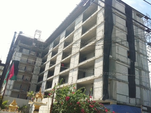 ก่อสร้าง — พฤษภาคม 2556